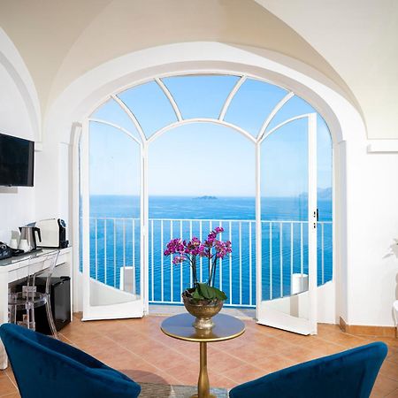 Villa Santa Chiara Positano Suites Esterno foto