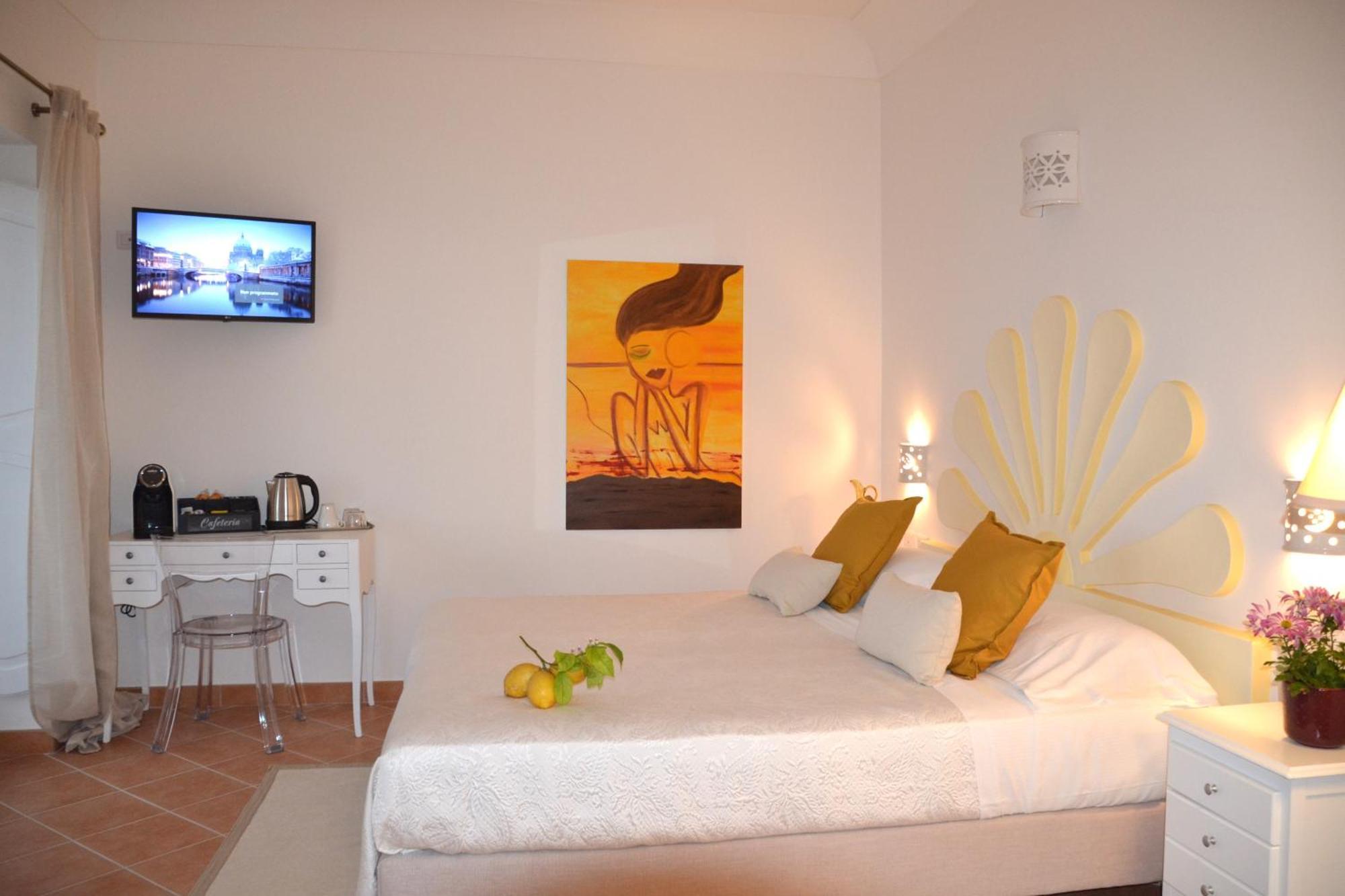 Villa Santa Chiara Positano Suites Esterno foto