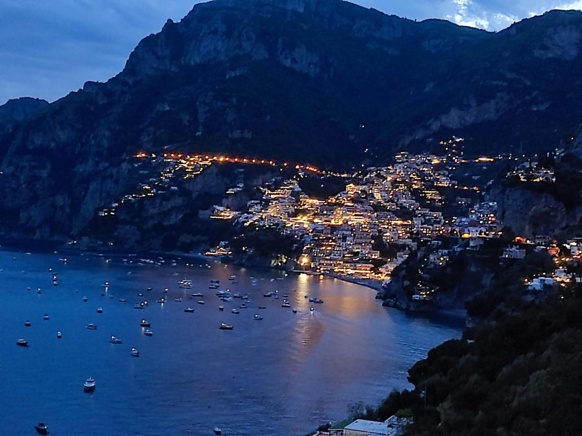 Villa Santa Chiara Positano Suites Esterno foto